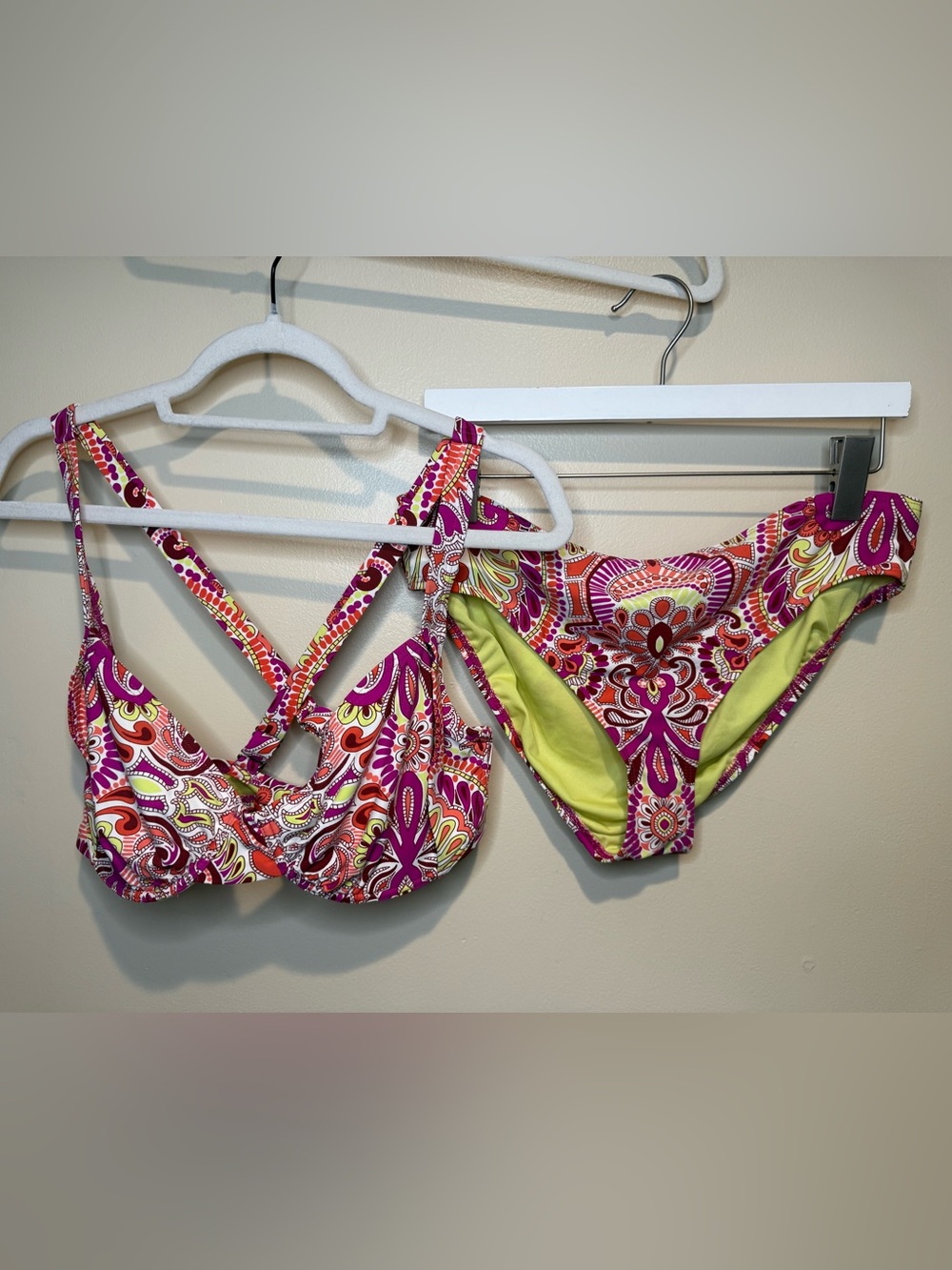 Title Nine Pink Paisley Bikini Set with Lime Lining